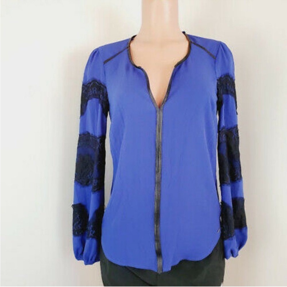 Bebe long sleeve blouse
